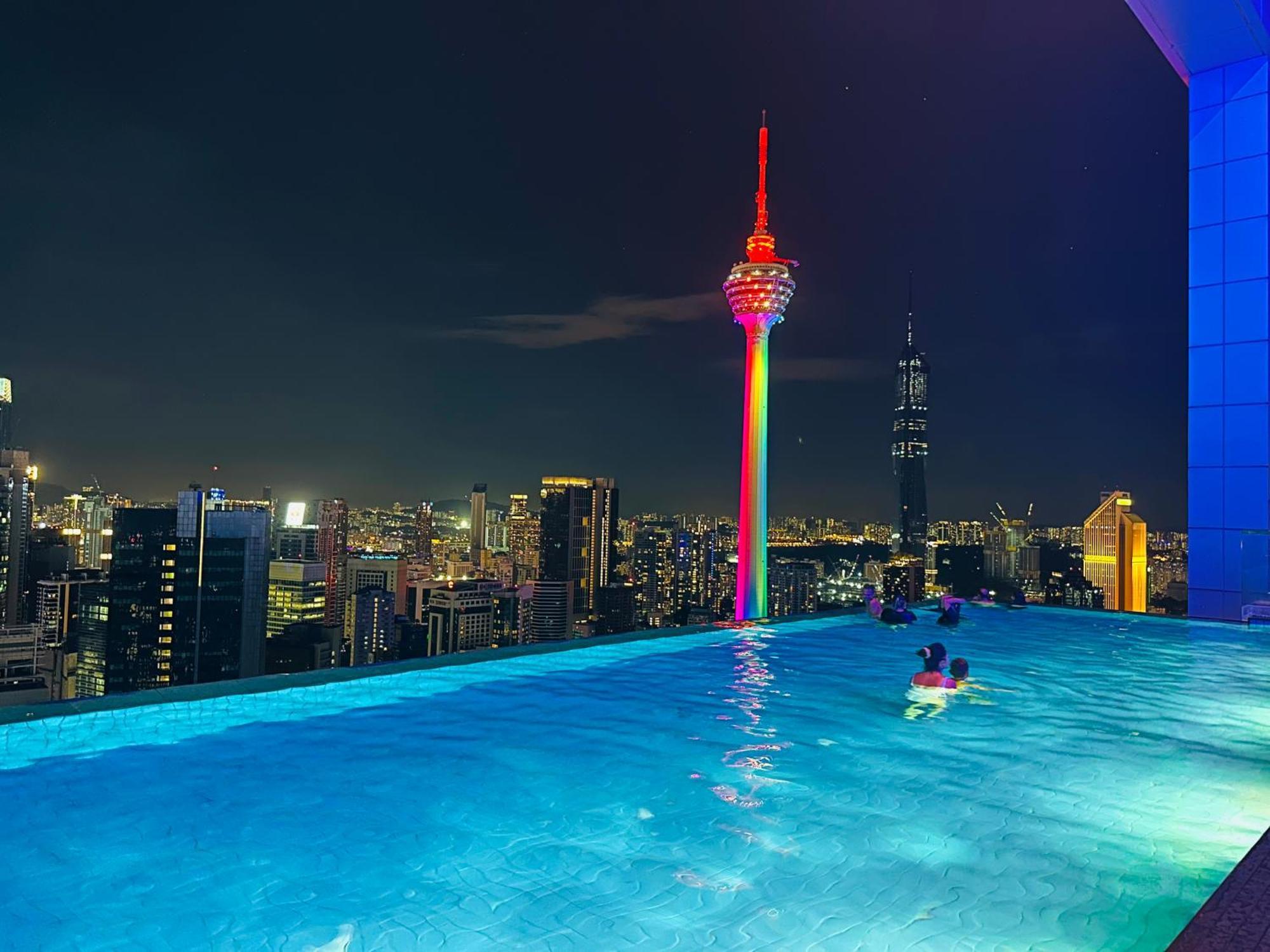 The Platinum Klcc By Moonlight Apartment Kuala Lumpur Exterior photo