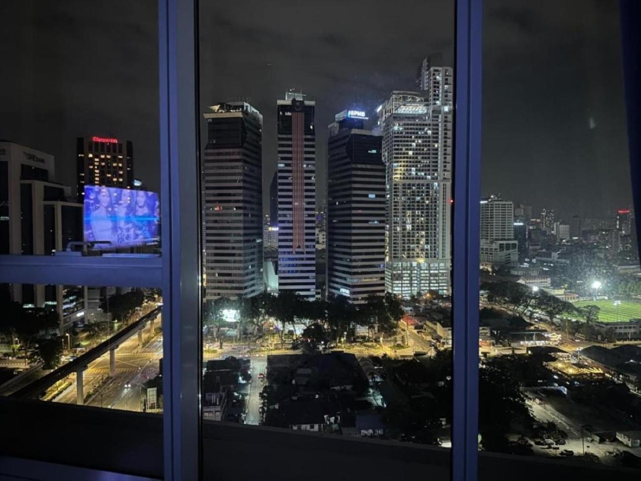 The Platinum Klcc By Moonlight Apartment Kuala Lumpur Exterior photo