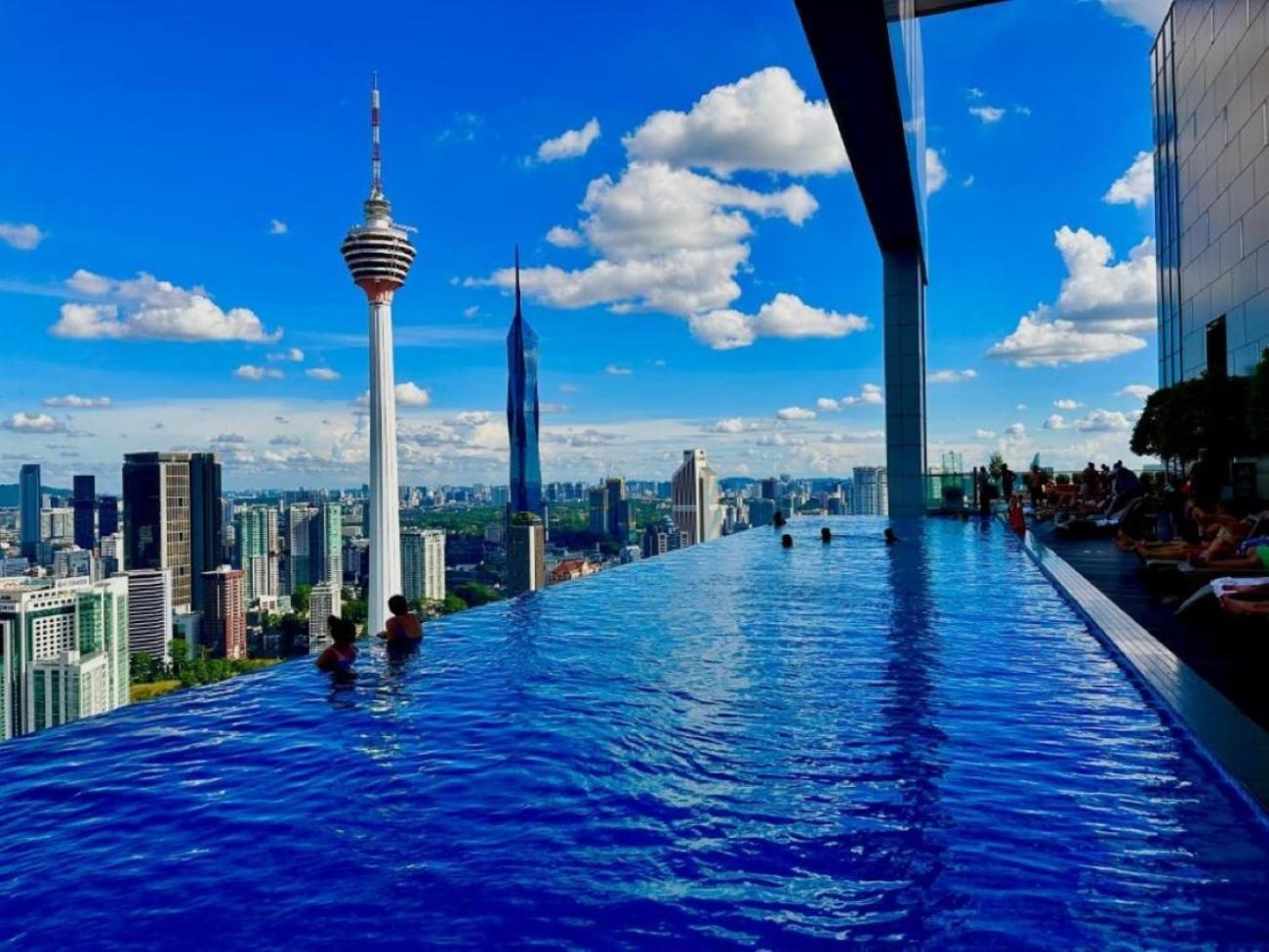 The Platinum Klcc By Moonlight Apartment Kuala Lumpur Exterior photo